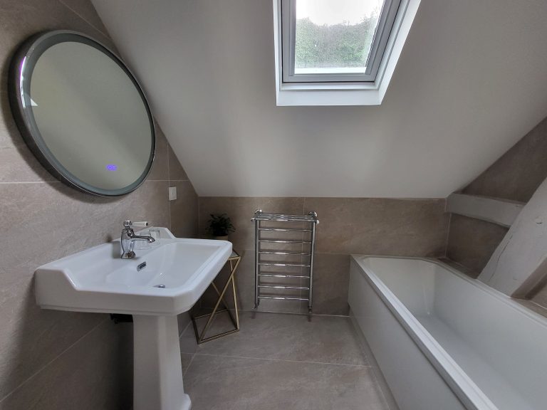 Rénovation complète de salle de bains dans un hôtel